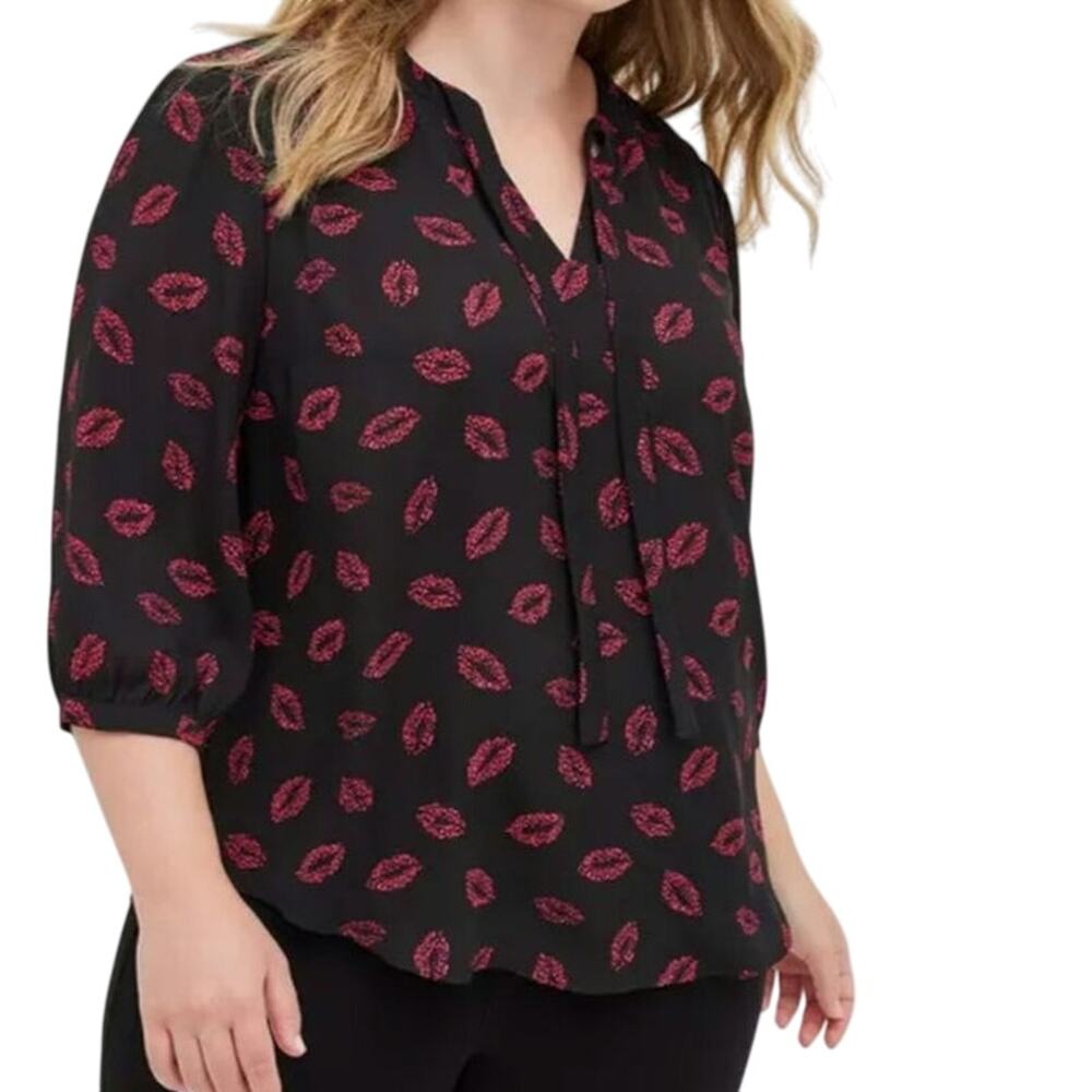 Torrid Leopard Print Lips Georgette Bow Tie Blouse